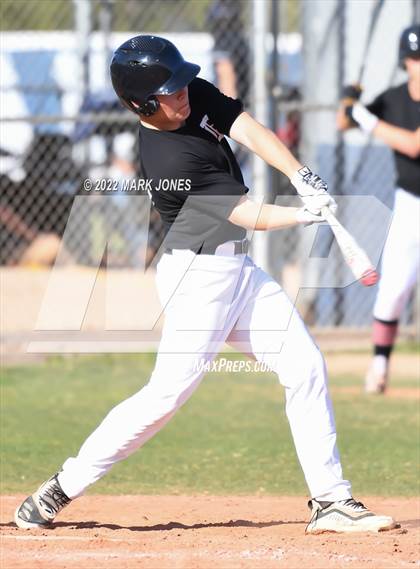 Thumbnail 3 in Durango vs. Willow Canyon (Coach Bob Invitational) photogallery.