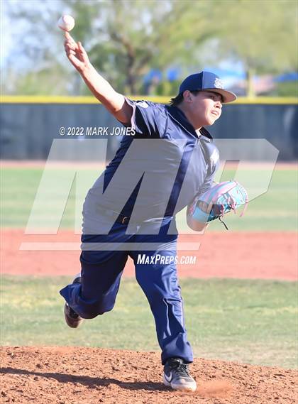 Thumbnail 2 in Durango vs. Willow Canyon (Coach Bob Invitational) photogallery.