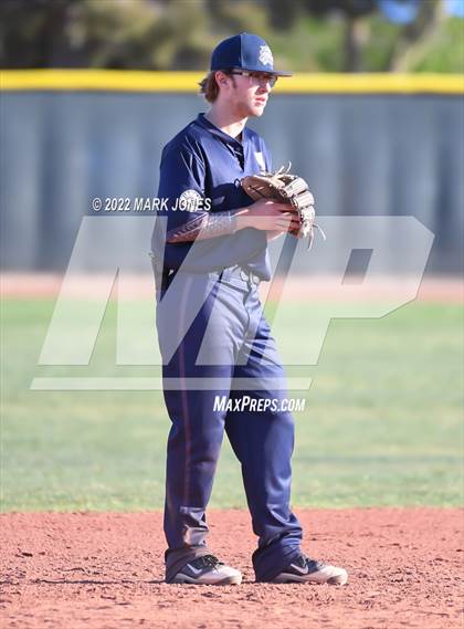 Thumbnail 3 in Durango vs. Willow Canyon (Coach Bob Invitational) photogallery.