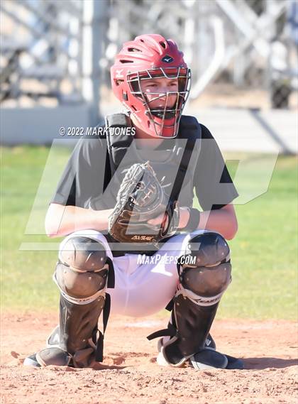 Thumbnail 3 in Durango vs. Willow Canyon (Coach Bob Invitational) photogallery.