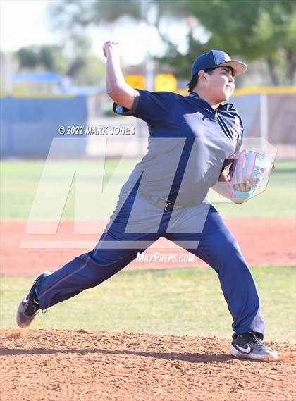 Thumbnail 3 in Durango vs. Willow Canyon (Coach Bob Invitational) photogallery.
