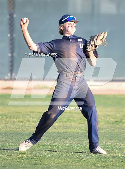 Thumbnail 2 in Durango vs. Willow Canyon (Coach Bob Invitational) photogallery.