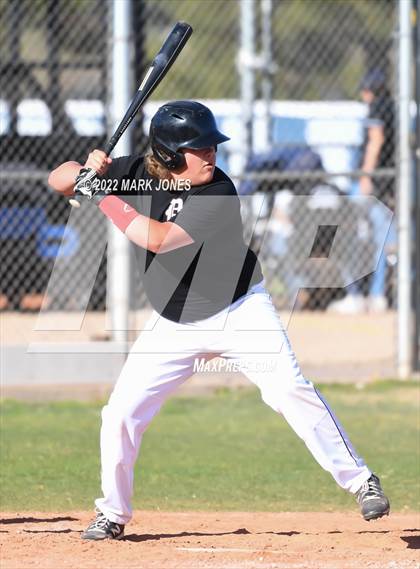 Thumbnail 3 in Durango vs. Willow Canyon (Coach Bob Invitational) photogallery.