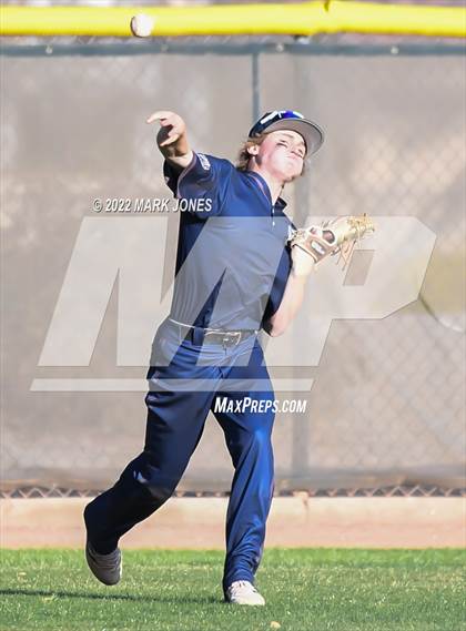 Thumbnail 1 in Durango vs. Willow Canyon (Coach Bob Invitational) photogallery.