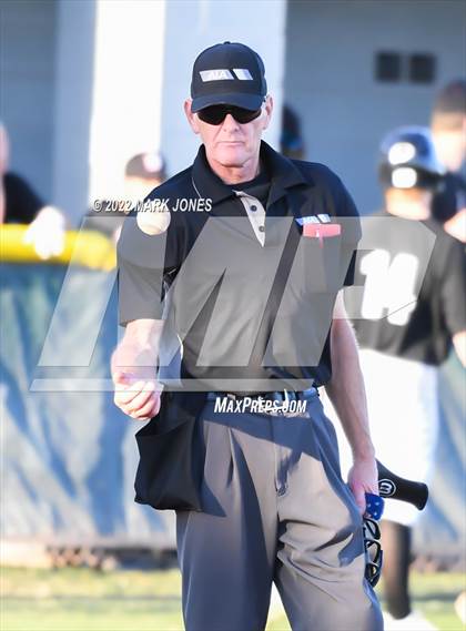 Thumbnail 1 in Durango vs. Willow Canyon (Coach Bob Invitational) photogallery.