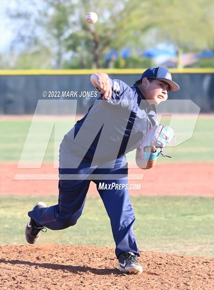 Thumbnail 2 in Durango vs. Willow Canyon (Coach Bob Invitational) photogallery.