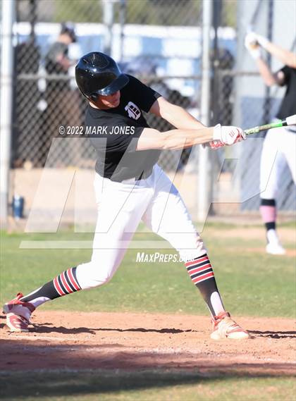 Thumbnail 2 in Durango vs. Willow Canyon (Coach Bob Invitational) photogallery.