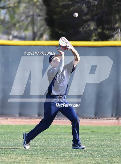 Thumbnail 3 in Durango vs. Willow Canyon (Coach Bob Invitational) photogallery.