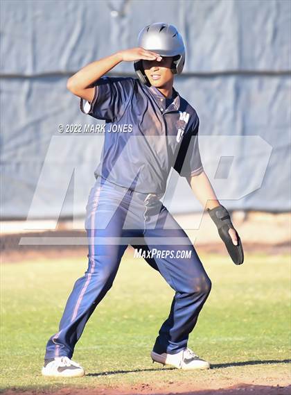 Thumbnail 1 in Durango vs. Willow Canyon (Coach Bob Invitational) photogallery.