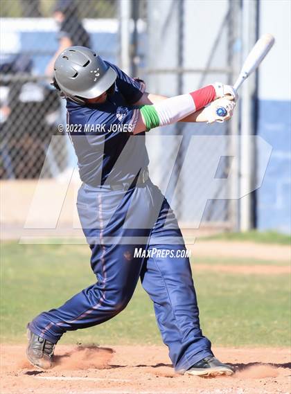 Thumbnail 3 in Durango vs. Willow Canyon (Coach Bob Invitational) photogallery.