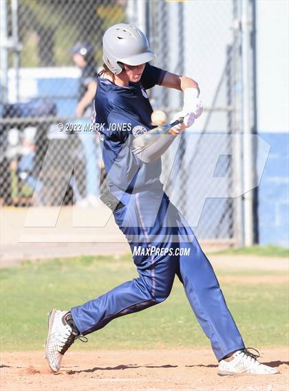 Thumbnail 1 in Durango vs. Willow Canyon (Coach Bob Invitational) photogallery.