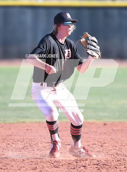 Thumbnail 1 in Durango vs. Willow Canyon (Coach Bob Invitational) photogallery.