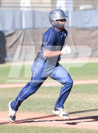 Thumbnail 2 in Durango vs. Willow Canyon (Coach Bob Invitational) photogallery.