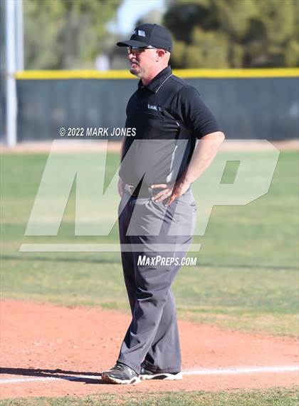 Thumbnail 2 in Durango vs. Willow Canyon (Coach Bob Invitational) photogallery.