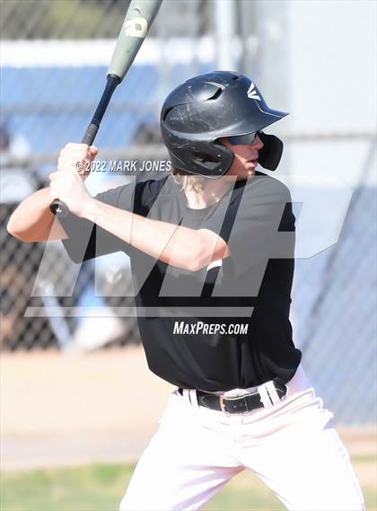 Thumbnail 1 in Durango vs. Willow Canyon (Coach Bob Invitational) photogallery.