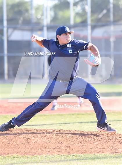 Thumbnail 3 in Durango vs. Willow Canyon (Coach Bob Invitational) photogallery.
