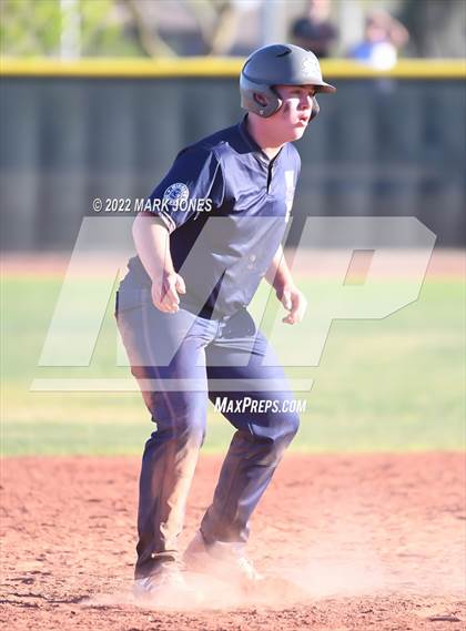 Thumbnail 2 in Durango vs. Willow Canyon (Coach Bob Invitational) photogallery.