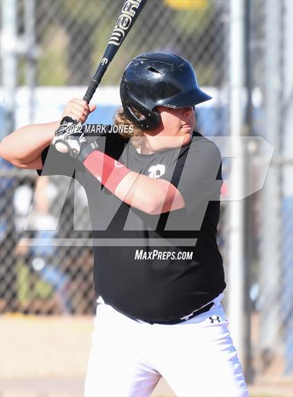 Thumbnail 1 in Durango vs. Willow Canyon (Coach Bob Invitational) photogallery.