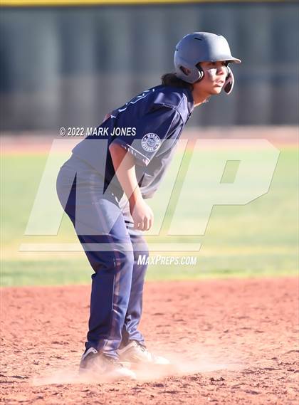 Thumbnail 3 in Durango vs. Willow Canyon (Coach Bob Invitational) photogallery.