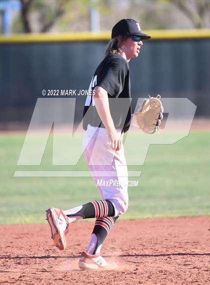 Thumbnail 2 in Durango vs. Willow Canyon (Coach Bob Invitational) photogallery.