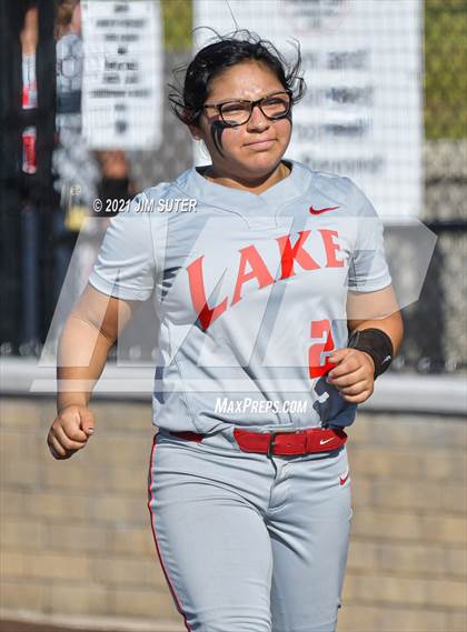 Thumbnail 3 in Lake Belton vs Liberty (UIL 4A Regional Playoff) photogallery.