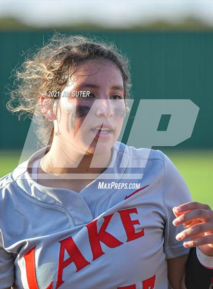 Thumbnail 1 in Lake Belton vs Liberty (UIL 4A Regional Playoff) photogallery.