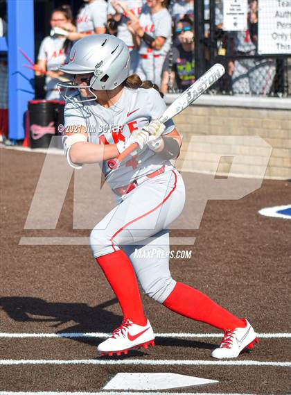 Thumbnail 1 in Lake Belton vs Liberty (UIL 4A Regional Playoff) photogallery.