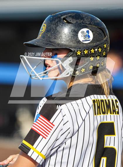 Thumbnail 3 in Lake Belton vs Liberty (UIL 4A Regional Playoff) photogallery.