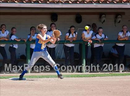 Thumbnail 3 in Cloverdale vs. Berean Christian (CIF NCS D4 Final) photogallery.