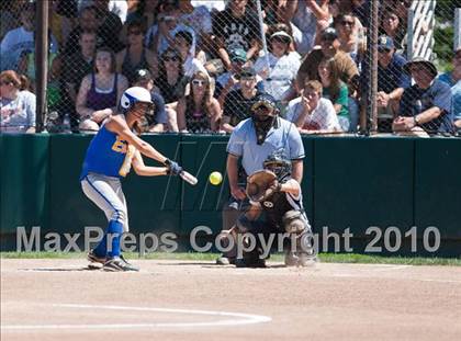 Thumbnail 1 in Cloverdale vs. Berean Christian (CIF NCS D4 Final) photogallery.
