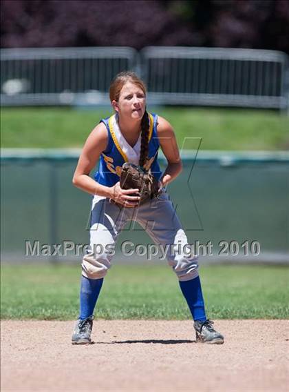 Thumbnail 1 in Cloverdale vs. Berean Christian (CIF NCS D4 Final) photogallery.