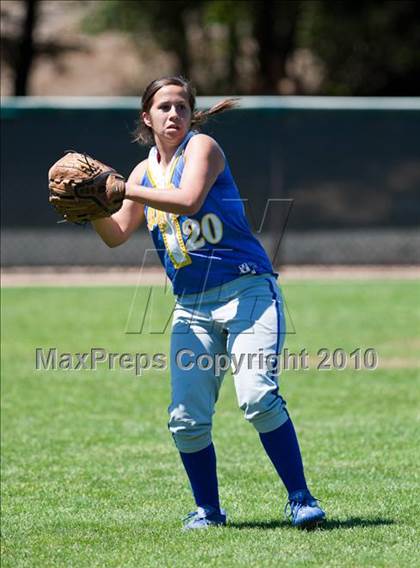 Thumbnail 1 in Cloverdale vs. Berean Christian (CIF NCS D4 Final) photogallery.