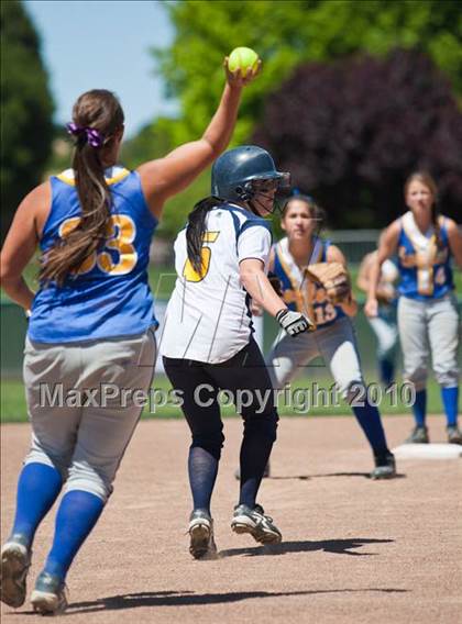 Thumbnail 1 in Cloverdale vs. Berean Christian (CIF NCS D4 Final) photogallery.