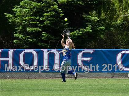 Thumbnail 1 in Cloverdale vs. Berean Christian (CIF NCS D4 Final) photogallery.