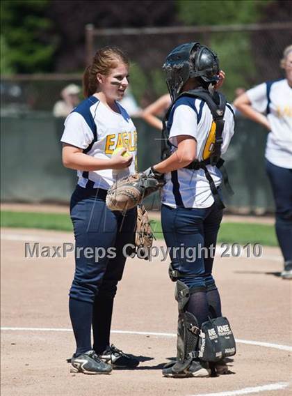 Thumbnail 1 in Cloverdale vs. Berean Christian (CIF NCS D4 Final) photogallery.