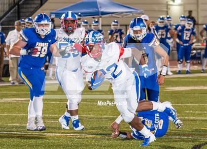 Thumbnail 3 in Serra vs. Serra (Honor Bowl-NorCal) photogallery.