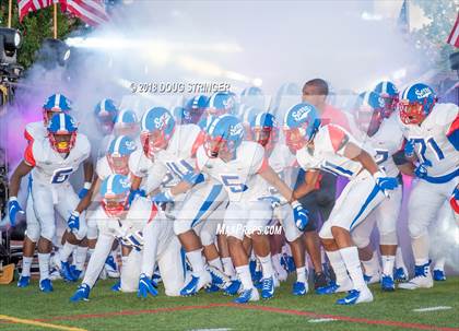 Thumbnail 2 in Serra vs. Serra (Honor Bowl-NorCal) photogallery.