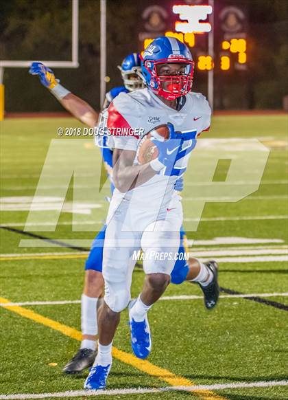 Thumbnail 3 in Serra vs. Serra (Honor Bowl-NorCal) photogallery.