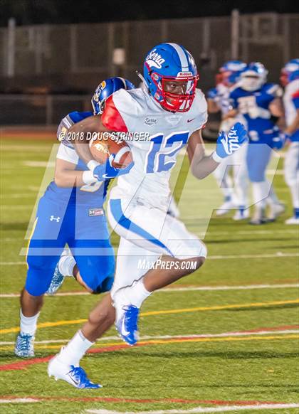 Thumbnail 1 in Serra vs. Serra (Honor Bowl-NorCal) photogallery.