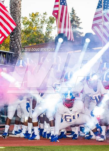 Thumbnail 3 in Serra vs. Serra (Honor Bowl-NorCal) photogallery.