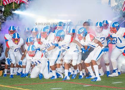 Thumbnail 1 in Serra vs. Serra (Honor Bowl-NorCal) photogallery.