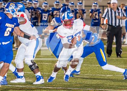 Thumbnail 2 in Serra vs. Serra (Honor Bowl-NorCal) photogallery.