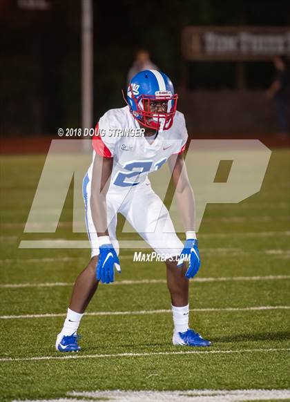 Thumbnail 3 in Serra vs. Serra (Honor Bowl-NorCal) photogallery.