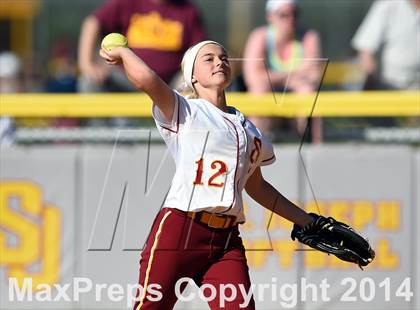 Thumbnail 1 in Wolcott @ St. Joseph (CIAC Class M 1st Round) photogallery.
