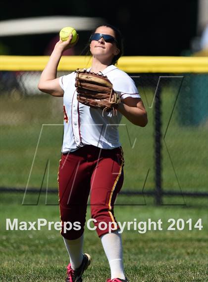 Thumbnail 3 in Wolcott @ St. Joseph (CIAC Class M 1st Round) photogallery.