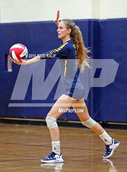 Thumbnail 2 in East Catholic @ RHAM photogallery.