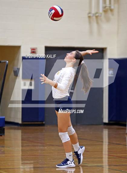 Thumbnail 3 in East Catholic @ RHAM photogallery.