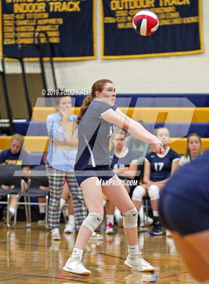 Thumbnail 3 in East Catholic @ RHAM photogallery.