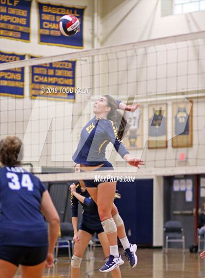 Thumbnail 3 in East Catholic @ RHAM photogallery.