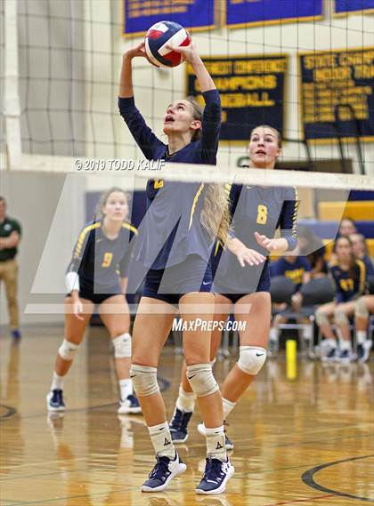 Thumbnail 2 in East Catholic @ RHAM photogallery.
